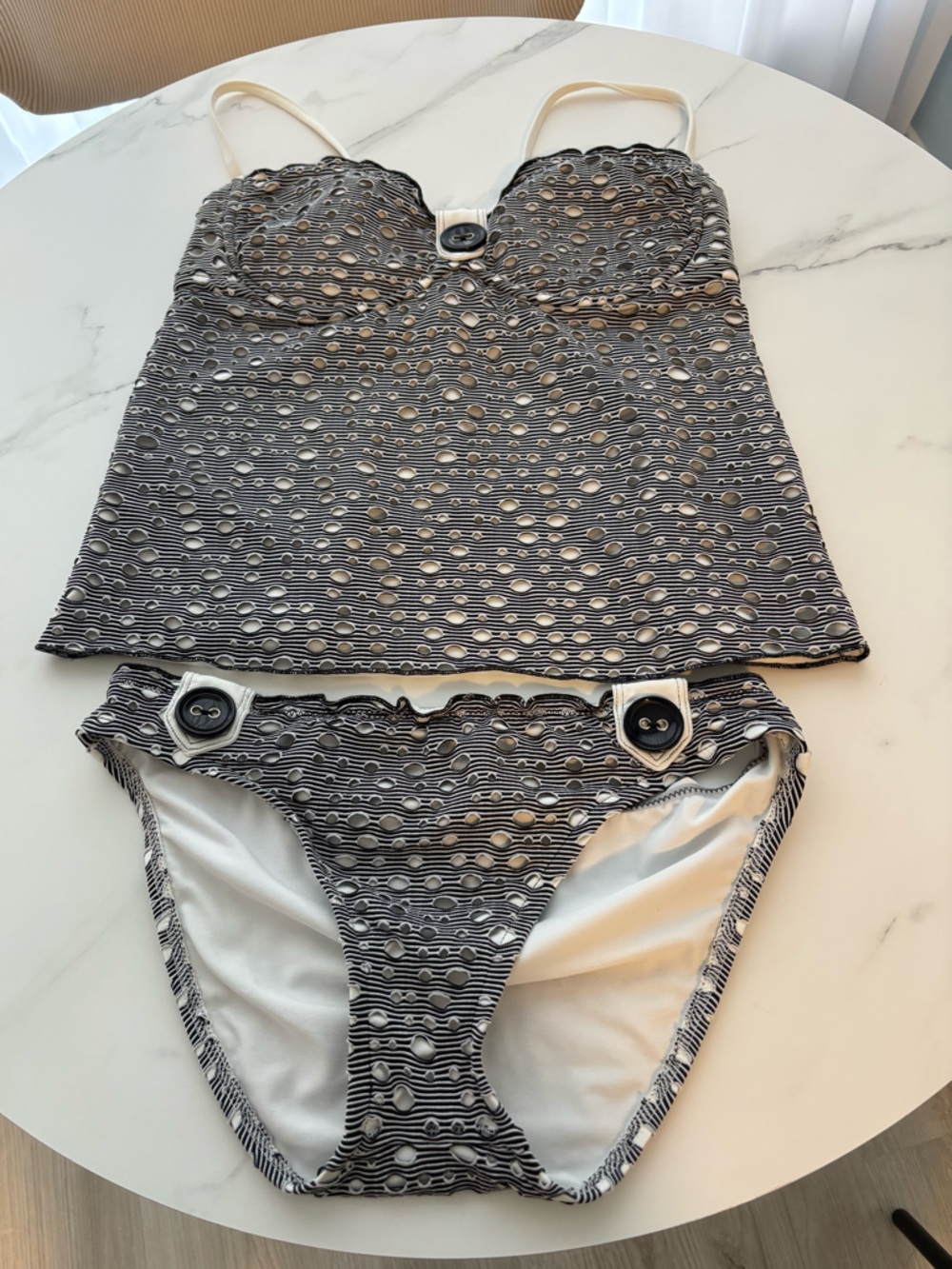 Women’s Two-Piece Tankini Swim Set in Black and White